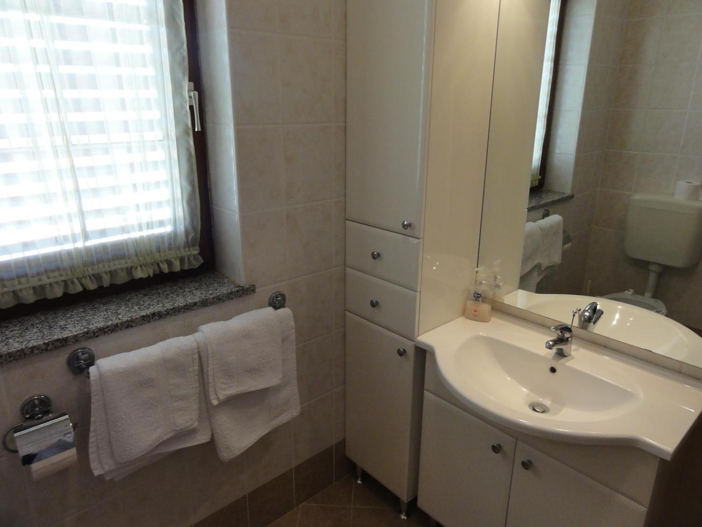 Cozy Apartments And Rooms Pavicini Segotici Luaran gambar